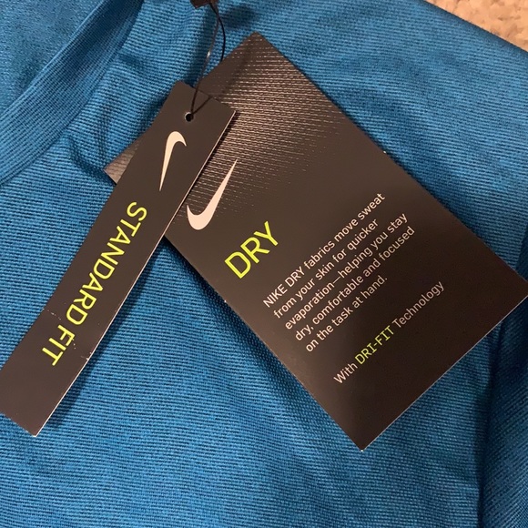 Brand new Drifit Nike t shirt standard fit - Picture 3 of 3